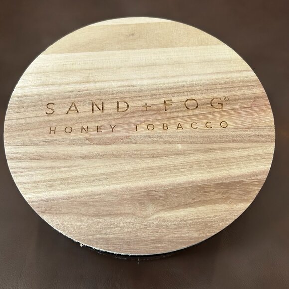 NWT Extra Large Sand + Fog Soy Honey Tobacco Scented Candle - Picture 6 of 8